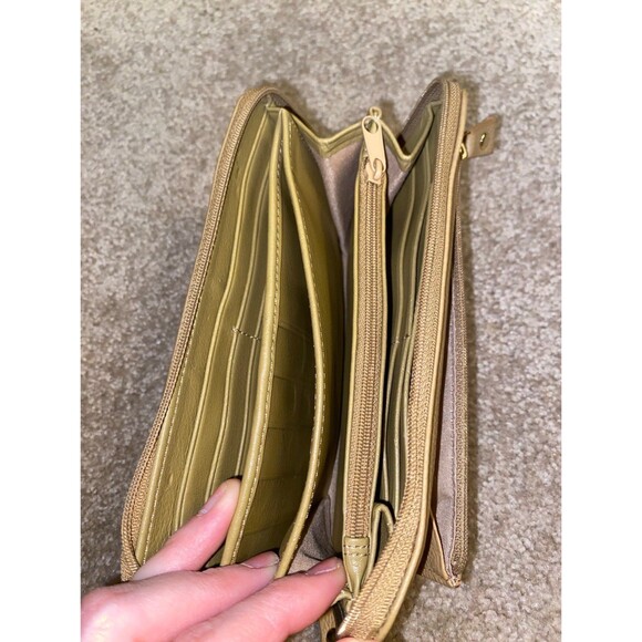 Stone Mountain Pebble Grain Leather Wallet NWOT - Picture 5 of 10